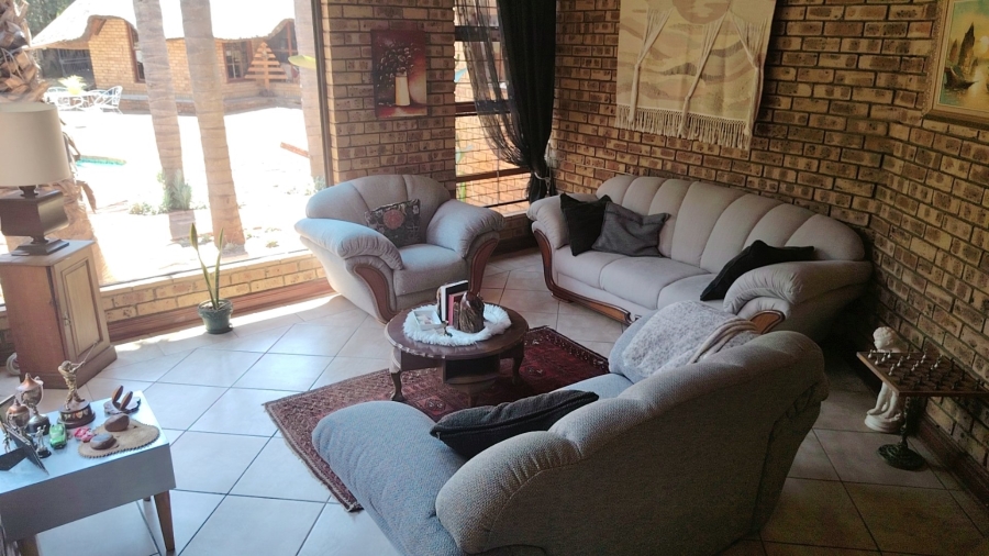 4 Bedroom Property for Sale in Wilkoppies North West